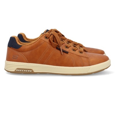 Ténis masculinos castanhos com sola branca e detalhes azuis