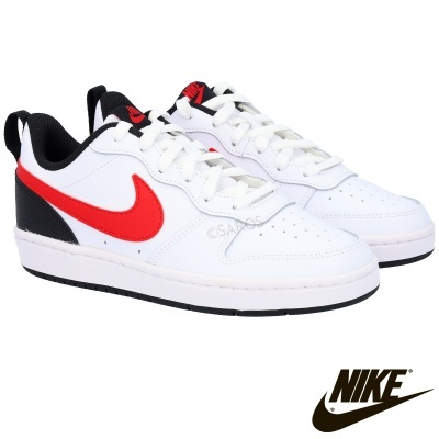 Sapatilhas Nike brancas com logotipo vermelho e detalhes pretos