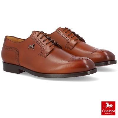 Sapatos castanhos de pele Cavalinho com logo de cavalo metálico