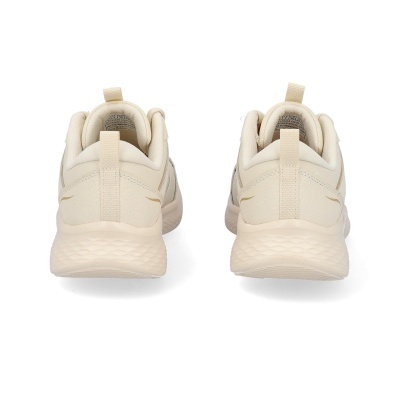 Ténis desportivos bege claro vistos de trás