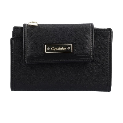 Carteira preta com placa dourada e fecho metálico