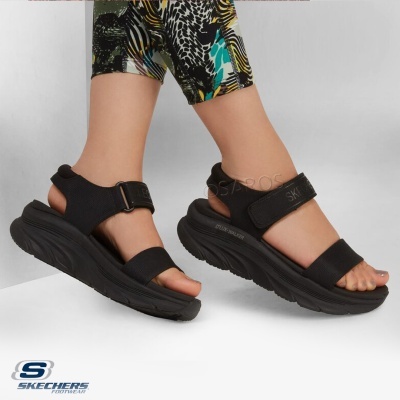 Sandálias pretas Skechers com fechos ajustáveis e solado grosso em fundo neutro