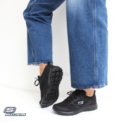 Ténis pretos Skechers com sola robusta e logótipo S cinza