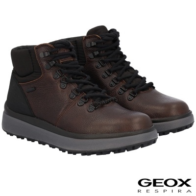 Botas Geox Respira homem em pele castanha e preta com sola cinzenta