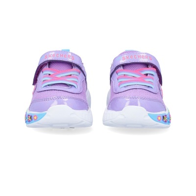 Sapatilhas infantis roxas e azuis Skechers com velcro e decorações coloridas