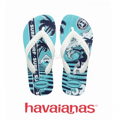 Chinelos havaianas azuis com tiras brancas e padrão gráfico de ondas e palmeiras