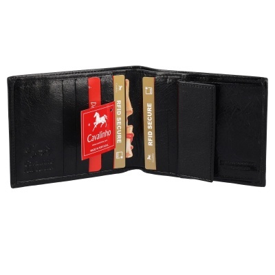 Carteira preta de couro aberta com cartões e etiqueta vermelha Cavalinho
