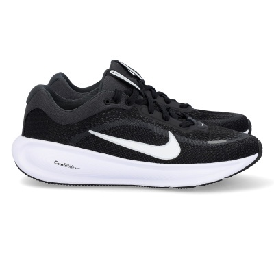 Ténis desportivos Nike pretos com sola branca e símbolo Nike branco