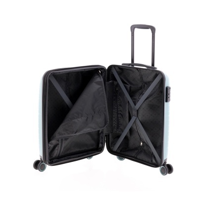 Mala de viagem azul clara aberta com interior preto e pega telescópica.