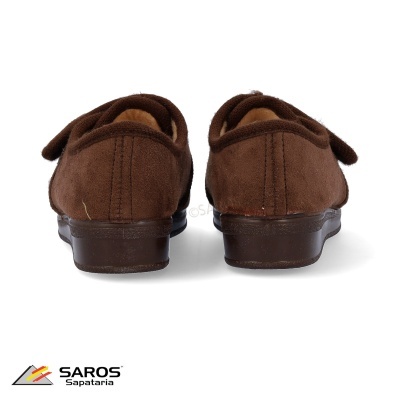 Sapatos castanhos de senhora vista traseira com sola escura