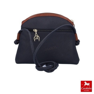 Mala de ombro azul escura com detalhes castanhos e fechos prateados