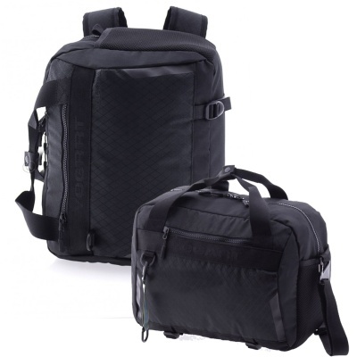 Mochila e bolsa de viagem pretas com padrão quadriculado e alças ajustáveis