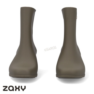 Botas de chuva castanho acinzentado em material sintético com solado relevo