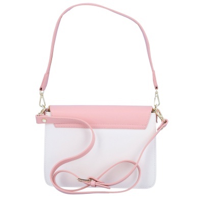 Mala de ombro rosa e branca com tira ajustável