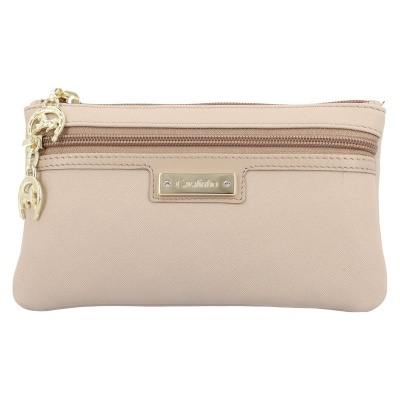 Carteira sintética bege com fechos dourados e placa metálica