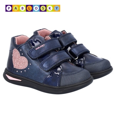 Sapatos infantis azuis escuros com coração rosa glitter e velcro Pablosky