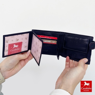 Carteira masculina azul escuro em pele com vários compartimentos e logotipo Cavalinho