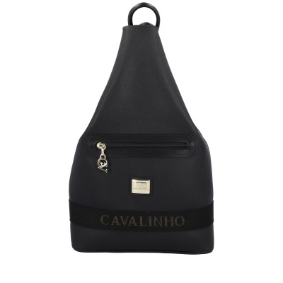 mochila preta com logótipo e fecho prateado