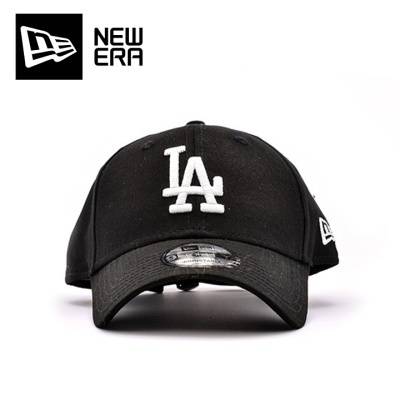 Boné preto com logótipo branco 'LA' da New Era