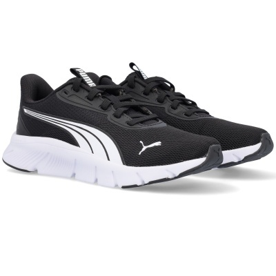 Sapatilhas desportivas Puma pretas com sola branca