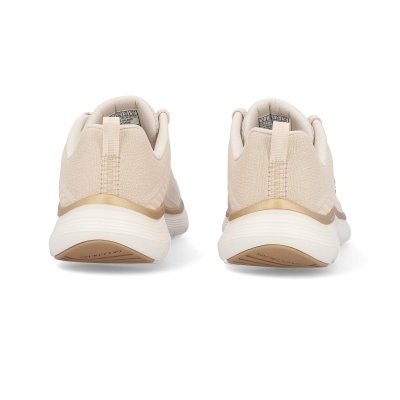 Sapatilhas desportivas bege com sola branca e detalhes dourados vista traseira