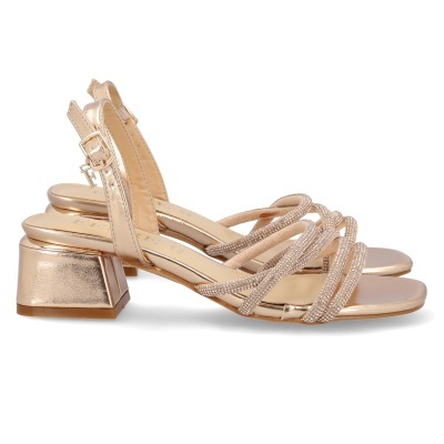 Sandálias douradas de salto com tiras entrelaçadas
