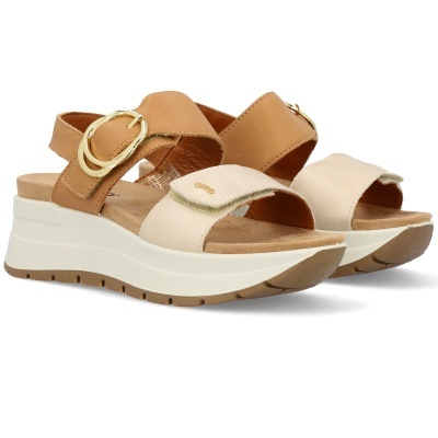 sandálias femininas bege e castanhas com sola branca e fivelas douradas