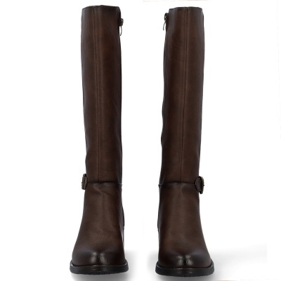 Botas altas castanhas em pele com fecho e fivela