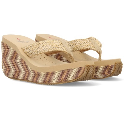 Sandálias cunha bege e castanho com tiras trançadas