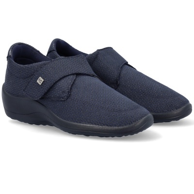 Sapatos azuis escuros com velcro e sola preta