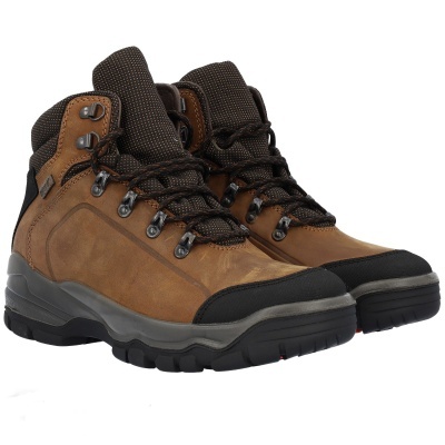 Botas castanhas em pele e tecido com sola preta