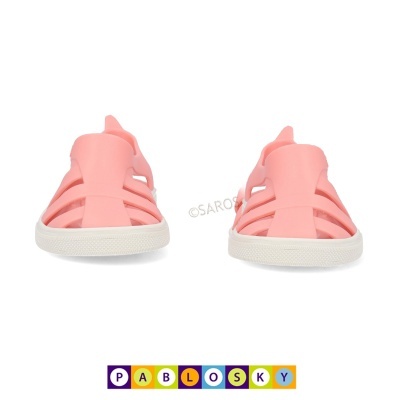 Ténis de criança rosa ventilados com sola branca