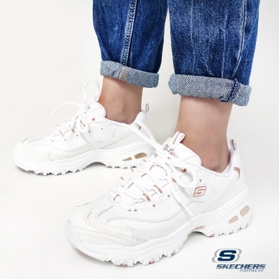 Ténis brancos SKECHERS com sola grossa e calças de ganga