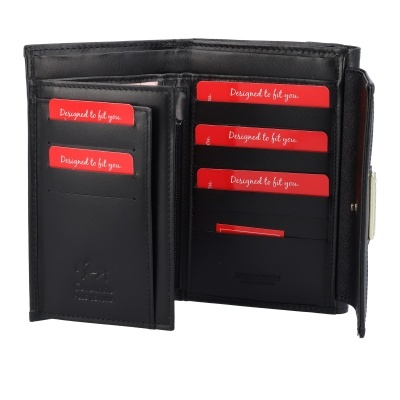 Carteira preta de couro com vários cartões vermelhos e fecho prateado