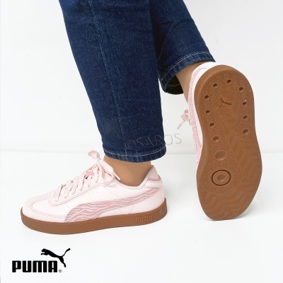 Ténis Puma rosa claro com sola castanha e padrão ziguezague