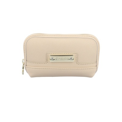 Estojo pequeno bege com placa metálica Caraloche