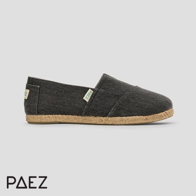 Alpercata preta Paez com sola bege e etiquetas laterais