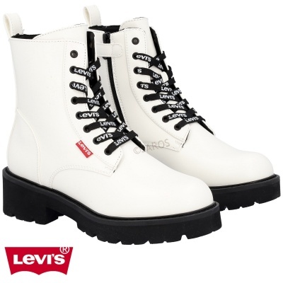 Botins brancos Levi's com atacadores pretos e texto Levi's