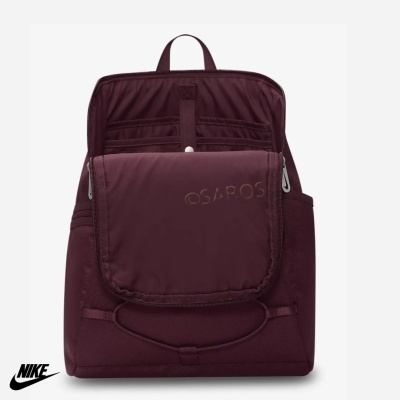 Mochila Nike Saros bordô com bolso frontal e alças ajustáveis