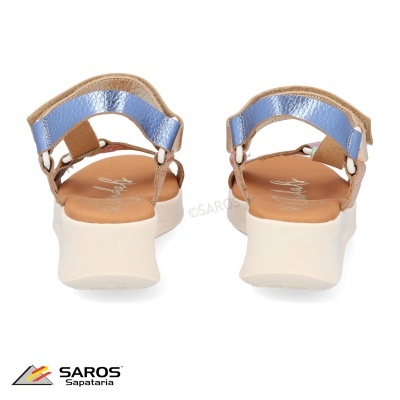 Sandálias femininas azuis metálicas e castanhas vistas de trás