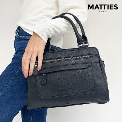 Mala feminina preta de couro sintético com alças duplas e bolso frontal