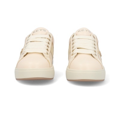 Sapatilhas cor creme com atacadores e logótipo KEYS