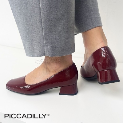 Sapatos de senhora em verniz bordeaux com salto quadrado médio