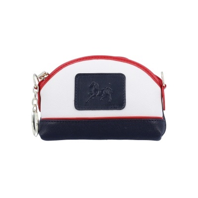 Bolsa pequena branca e azul escuro com fecho vermelho e emblema de cavalo