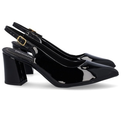 Sapatos femininos pretos de verniz com salto médio grosso e alça com fivela dourada