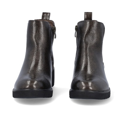 Botas ankle femininas castanho escuro brilhantes com sola preta e fecho lateral