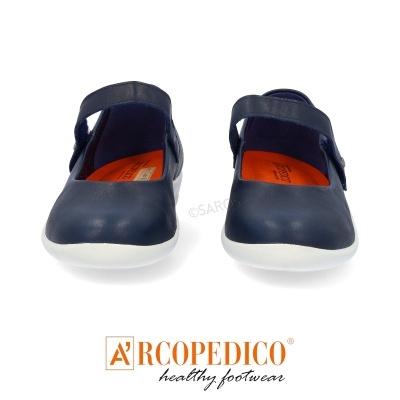 Sapatos femininos azul escuro da ARCO PEDICO com sola branca e interior laranja
