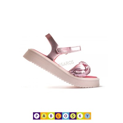 Sandália rosa metálica para criança com sola branca e tiras ajustáveis