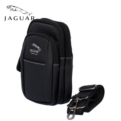 Bolsa preta Jaguar com alça destacável em fundo branco