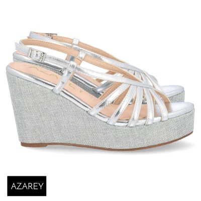 Sandálias de cunha prateadas com sola alta e tiras finas prateadas